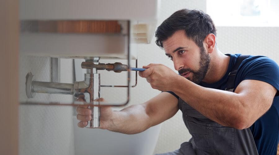 Expert burst pipe repair services in White Oak, NC